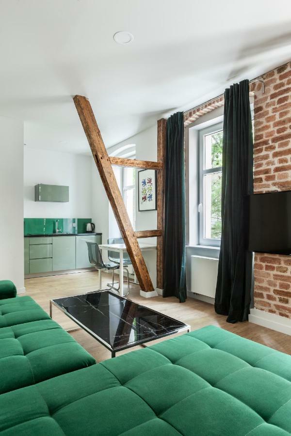 Cinema Aparthotel